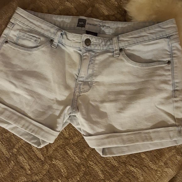 Mossimo Supply Co. Pants - Mossimo Premium Denim Shorts Mossimo Supply Co. Pants - Mossimo Premium Denim Shorts